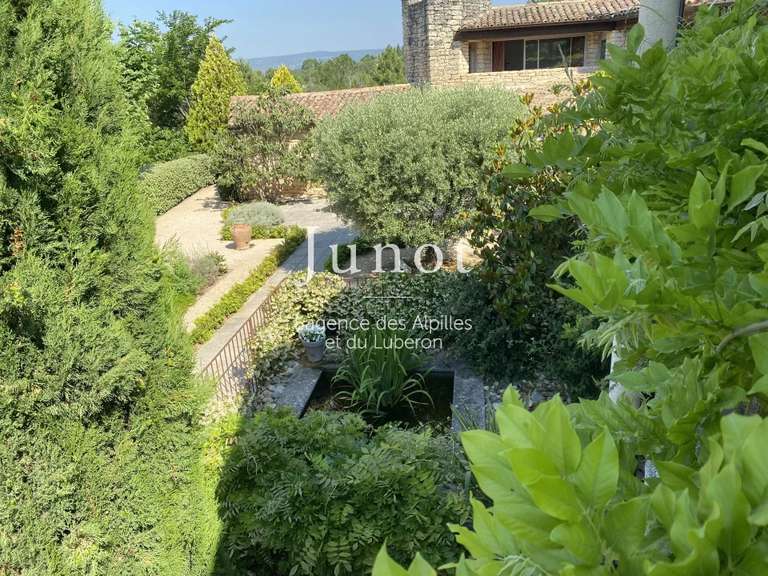 Maison Roussillon - 4 chambres - 10000m²