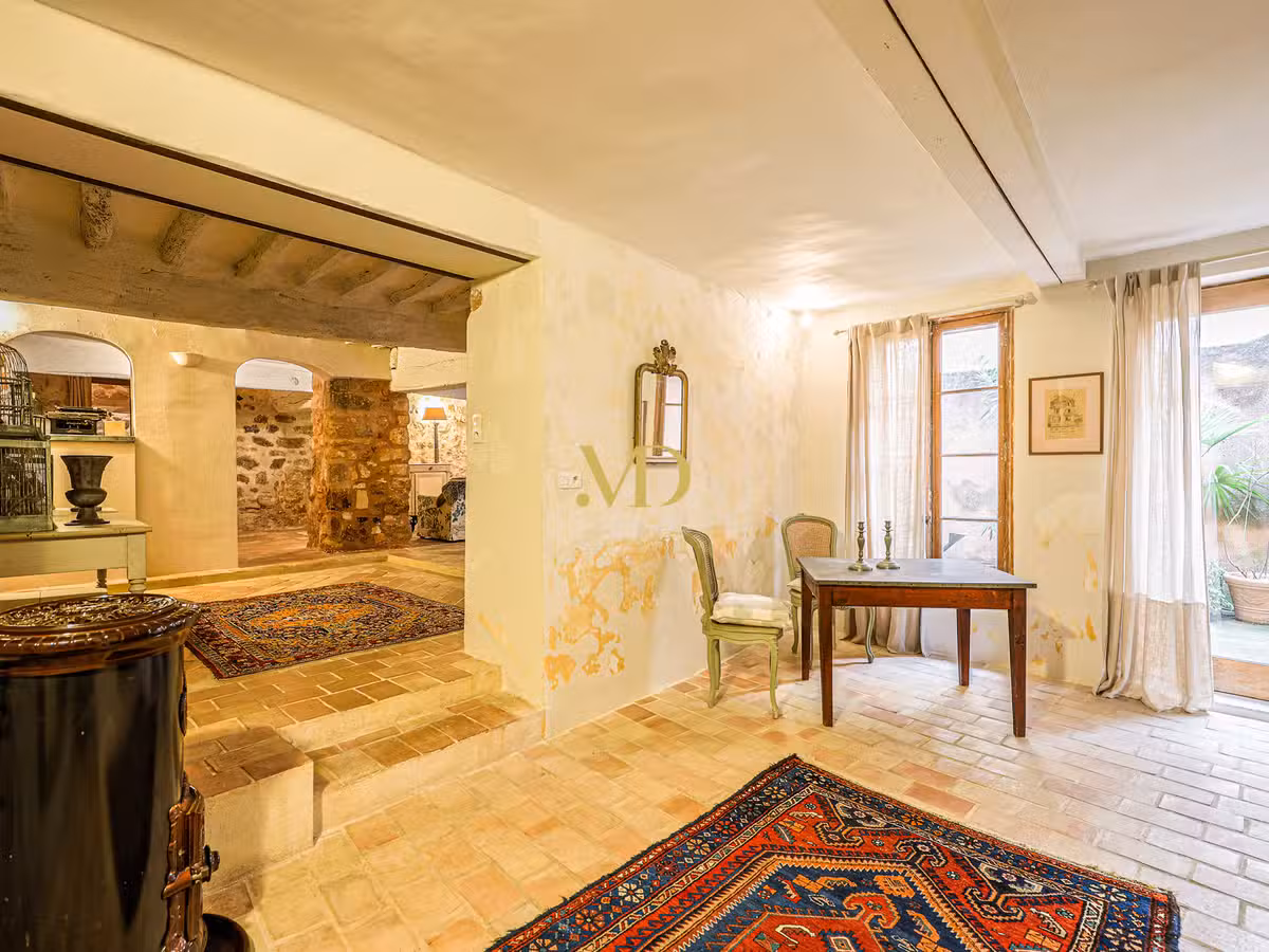 Maison Roussillon