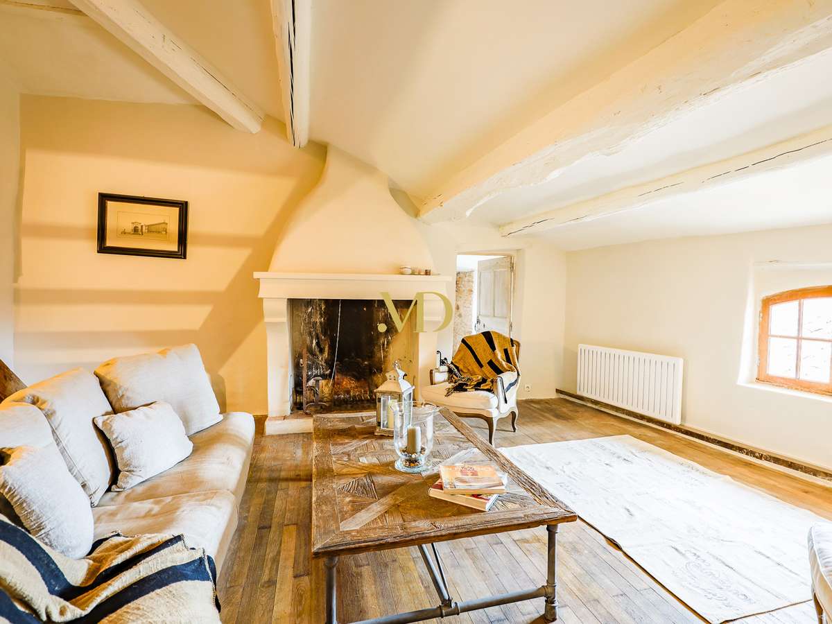 Maison Roussillon