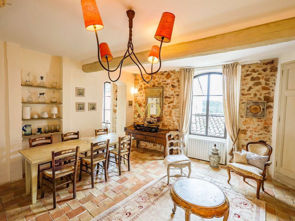 Maison Roussillon