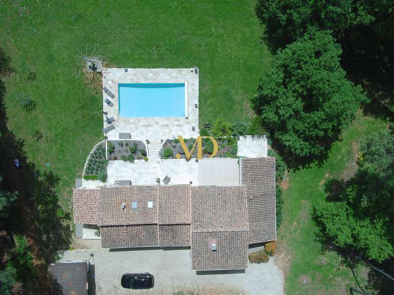 Maison Roussillon - 4 chambres - 220m²