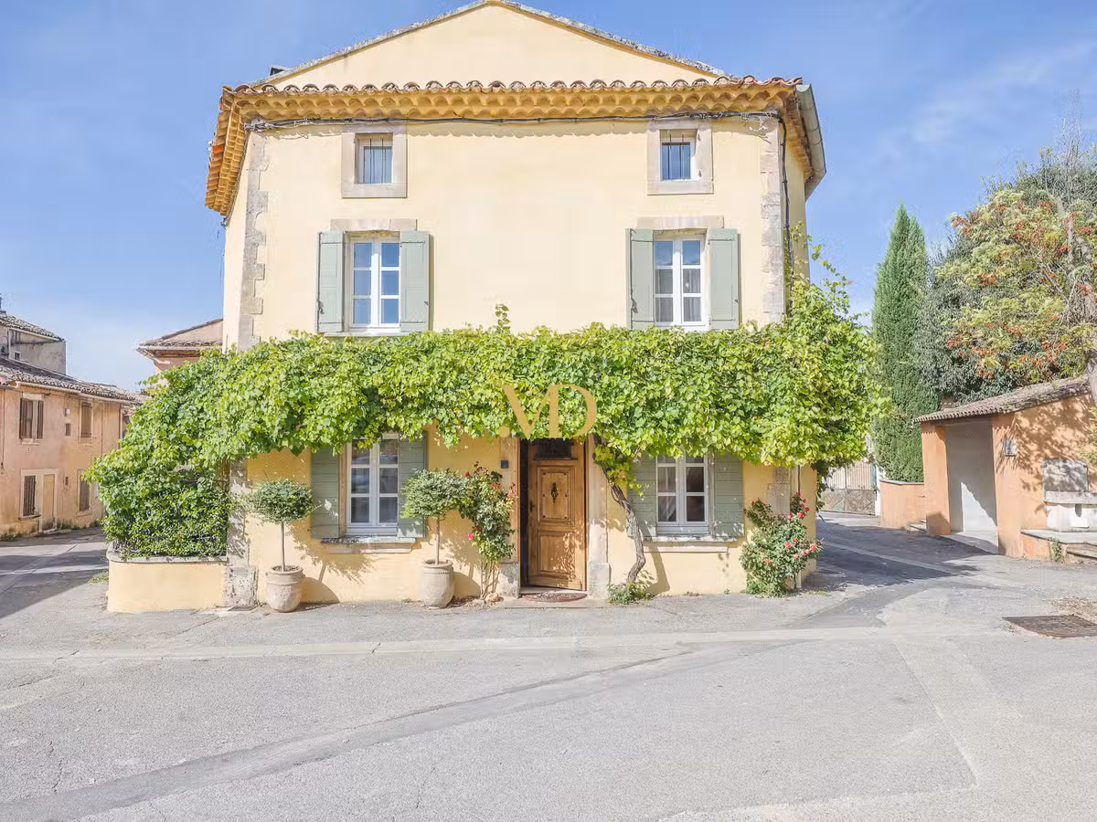 House Roussillon