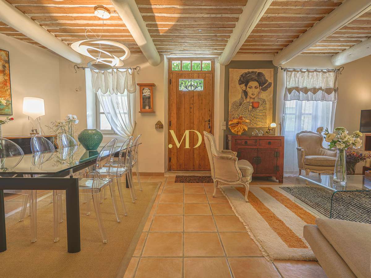 House Roussillon