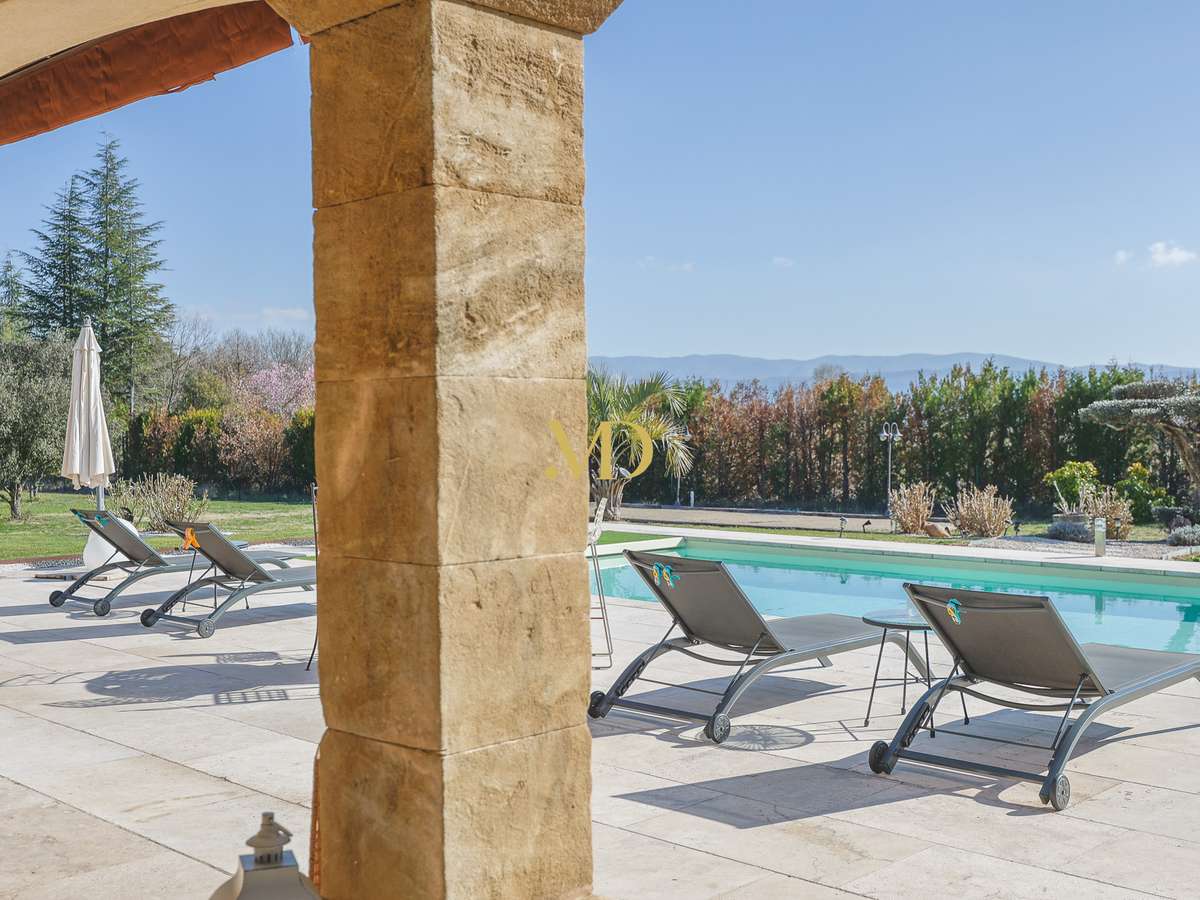 Maison Roussillon