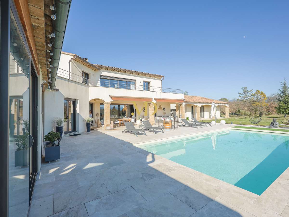 Maison Roussillon