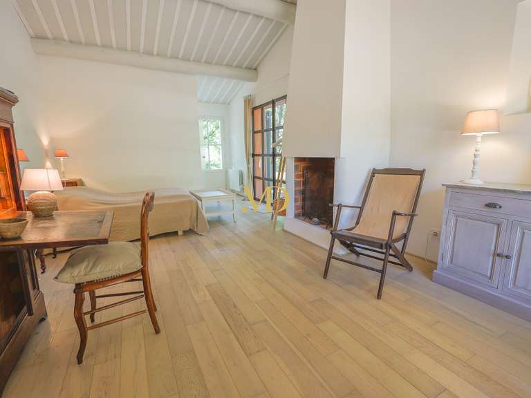 Maison Roussillon - 5 chambres - 175m²