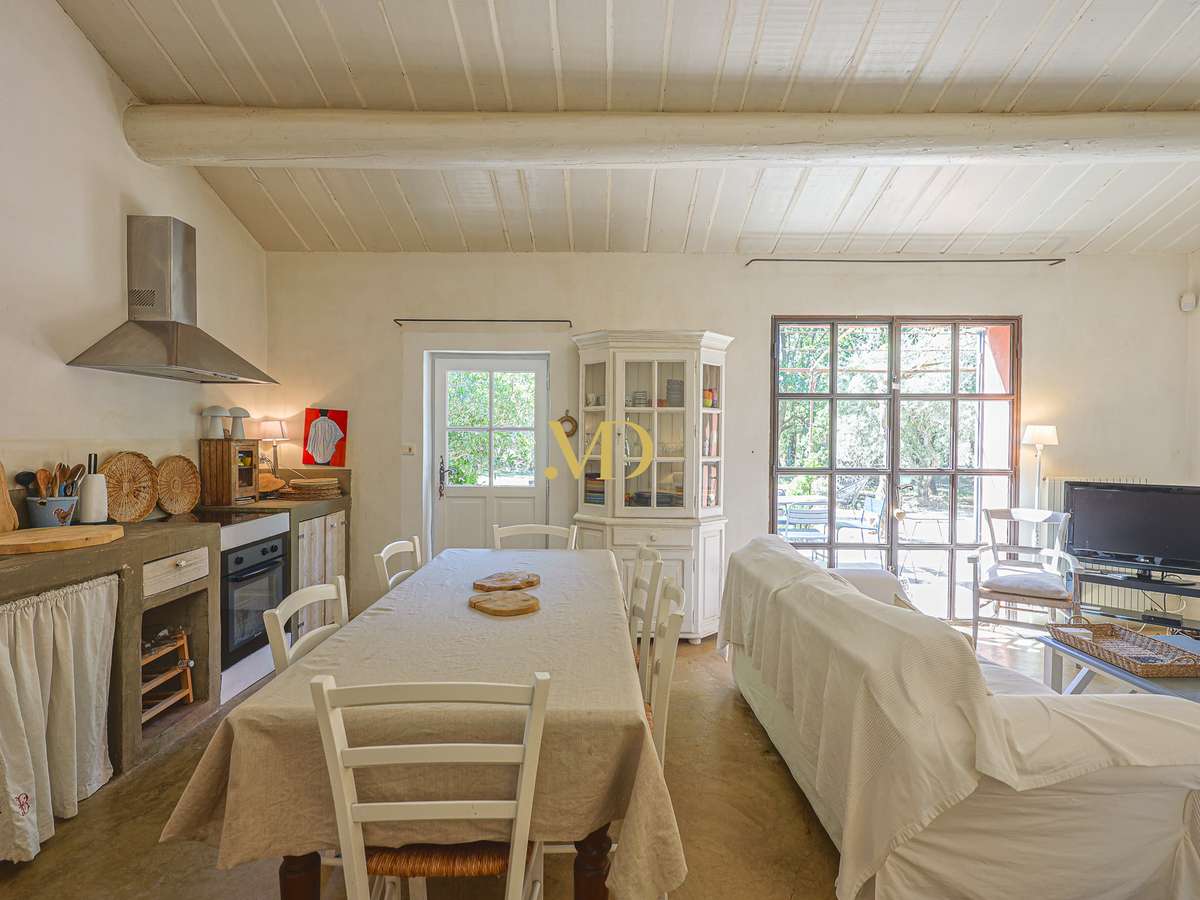 Maison Roussillon