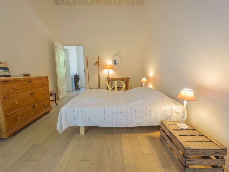 Maison Roussillon - 5 chambres - 175m²