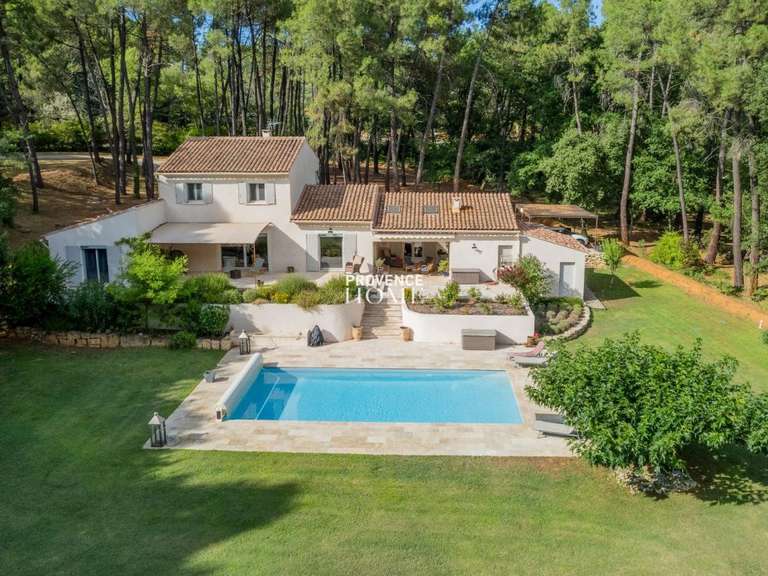 Propriété Roussillon - 4 chambres - 220m²