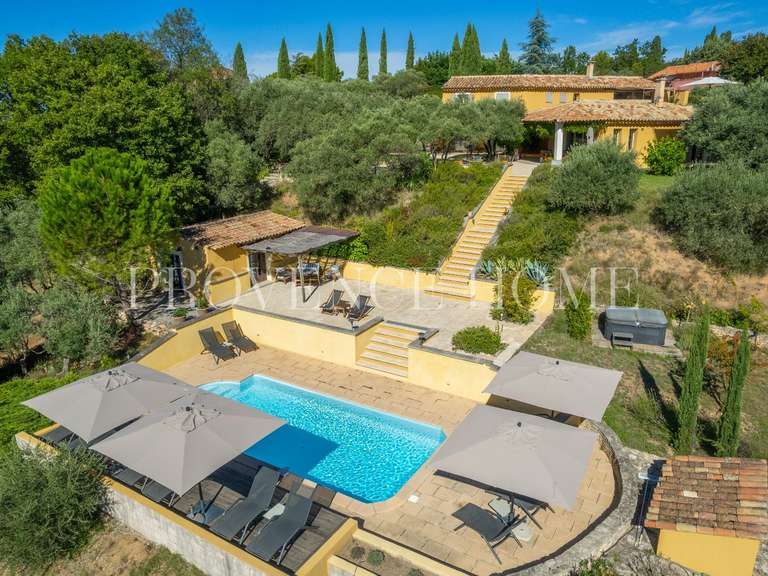 Propriété Roussillon - 7 chambres - 346m²