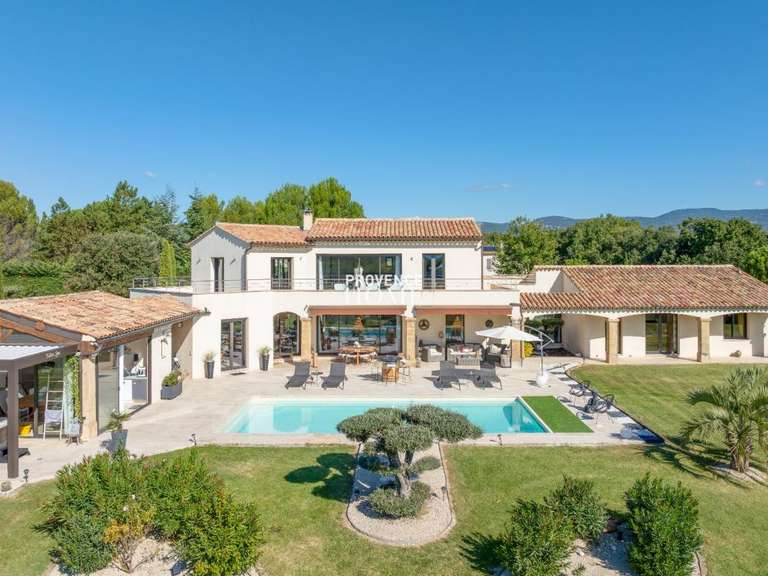 Propriété Roussillon - 4 chambres - 279m²