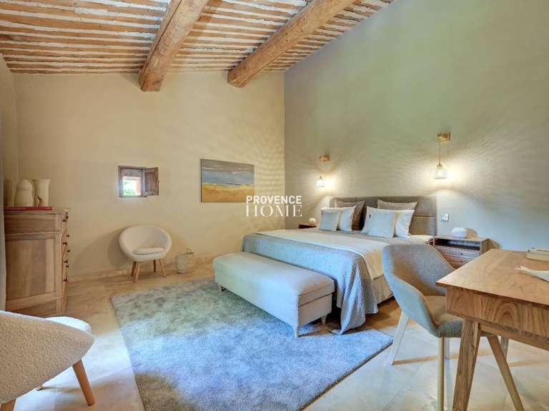 Propriété Roussillon - 7 chambres - 470m²