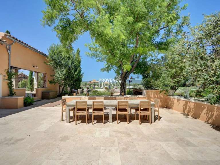 Propriété Roussillon - 7 chambres - 470m²