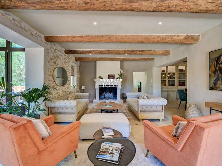 Propriété Roussillon - 7 chambres - 470m²