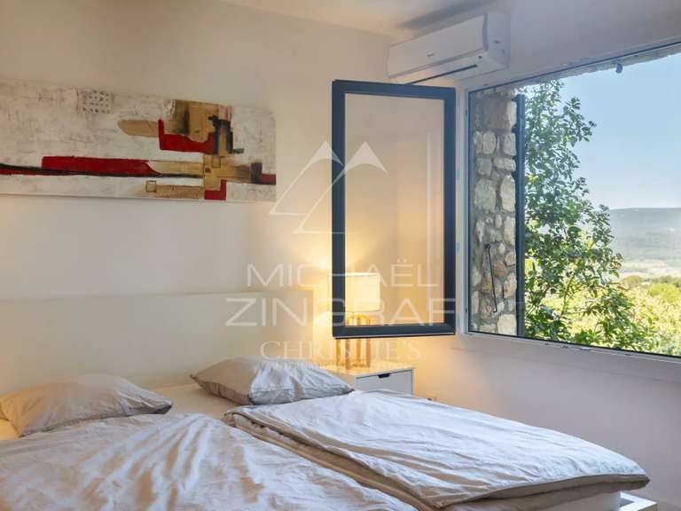 Propriété Roussillon - 5 chambres - 292m²