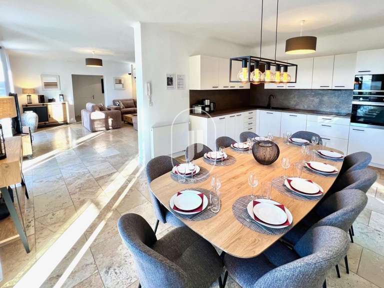 Villa Roussillon - 5 bedrooms - 262m²