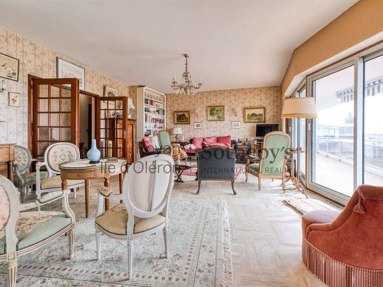 Apartment with Sea view Royan - 3 bedrooms - 229m²