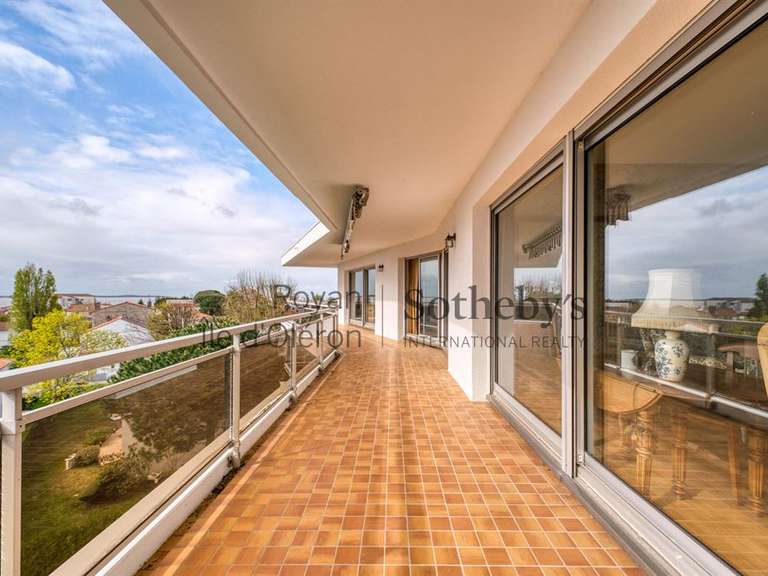 Apartment with Sea view Royan - 3 bedrooms - 229m²