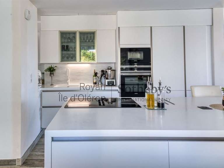 Apartment Royan - 4 bedrooms - 195m²