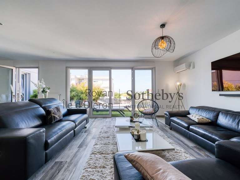 Apartment Royan - 4 bedrooms - 195m²