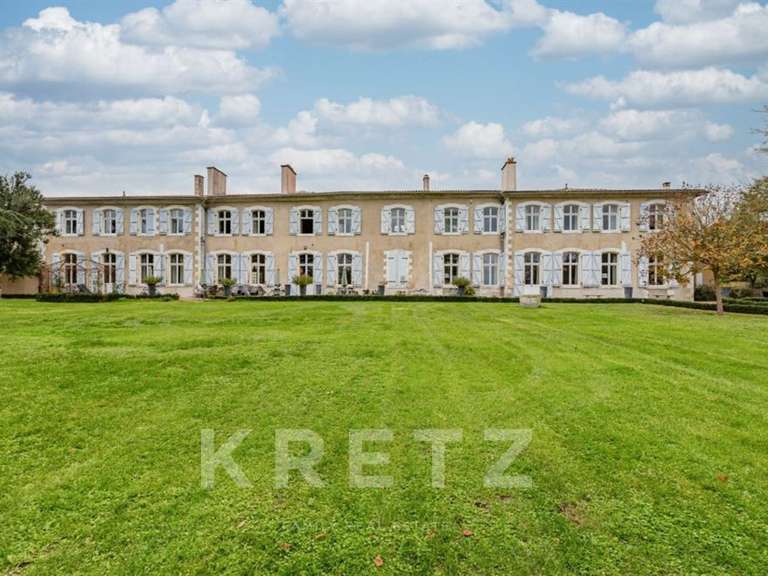 Château Royan - 11 chambres - 980m²