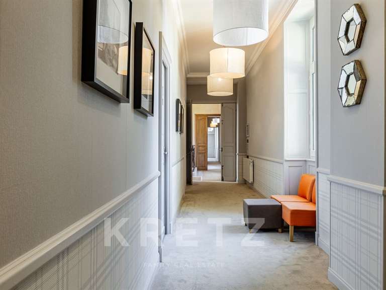 Château Royan - 11 chambres - 980m²