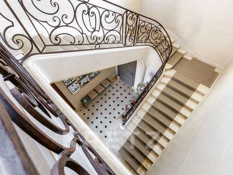 Château Royan - 11 chambres - 980m²