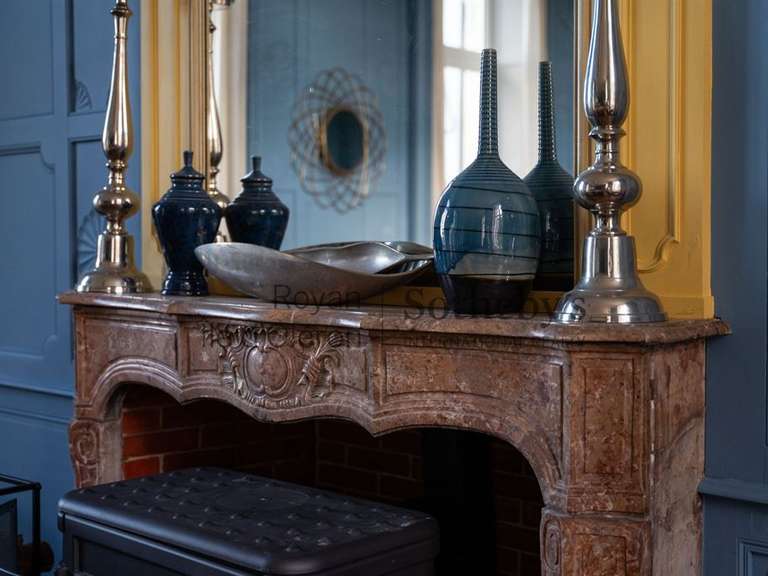 Castle Royan - 11 bedrooms - 980m²