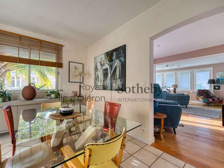 House Royan - 6 bedrooms - 240m²