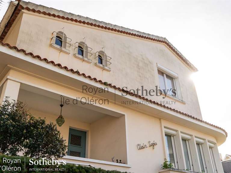 House Royan - 6 bedrooms - 240m²