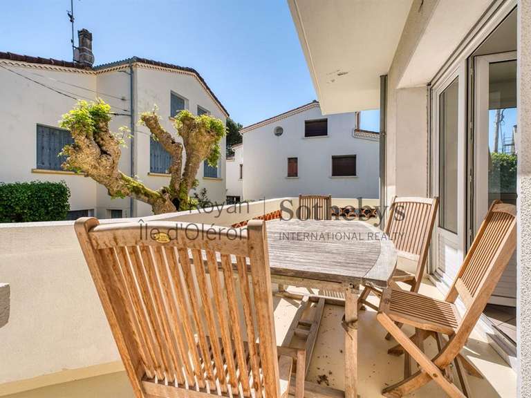 House Royan - 6 bedrooms - 201m²