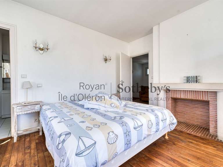 House Royan - 6 bedrooms - 201m²