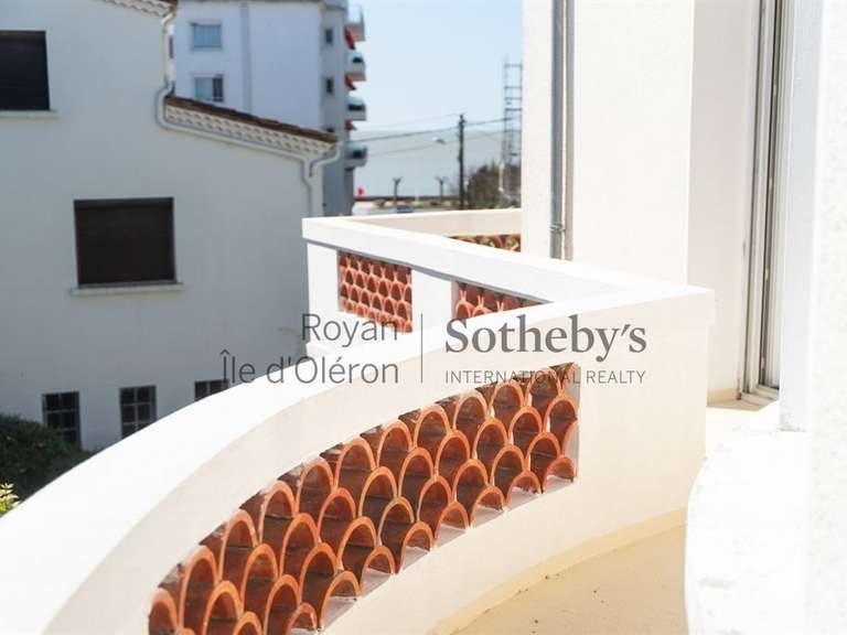 House Royan - 6 bedrooms - 201m²
