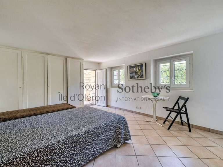 House Royan - 6 bedrooms - 201m²