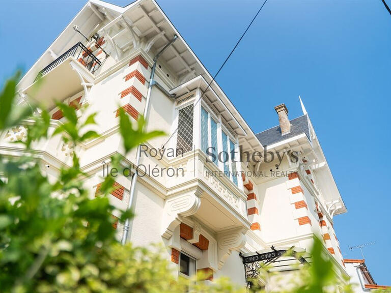 House Royan - 6 bedrooms - 223m²