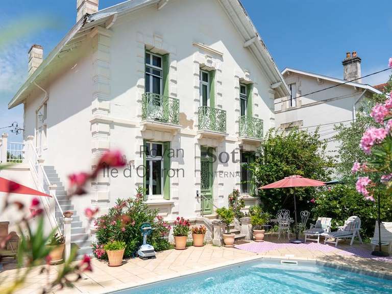 House Royan - 5 bedrooms - 232m²