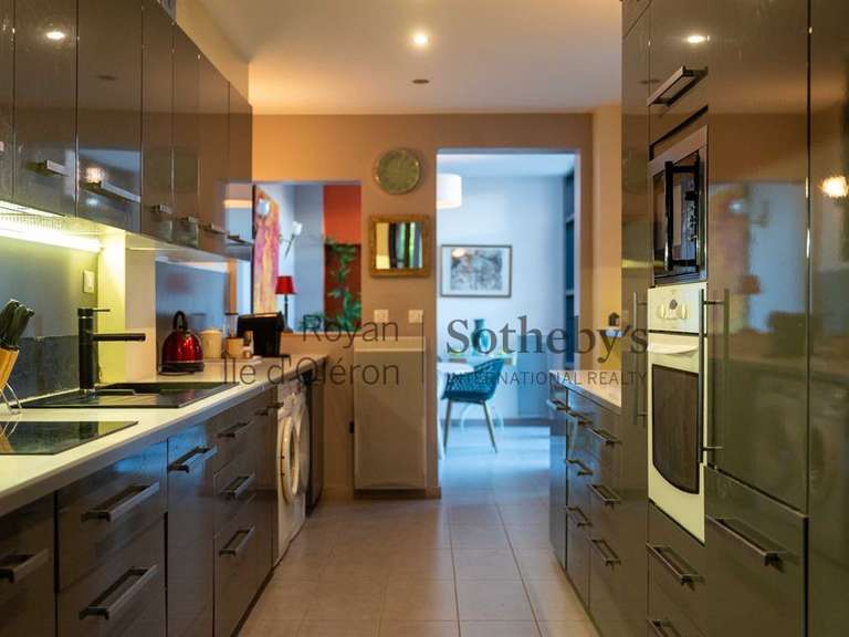 House Royan - 6 bedrooms - 333m²