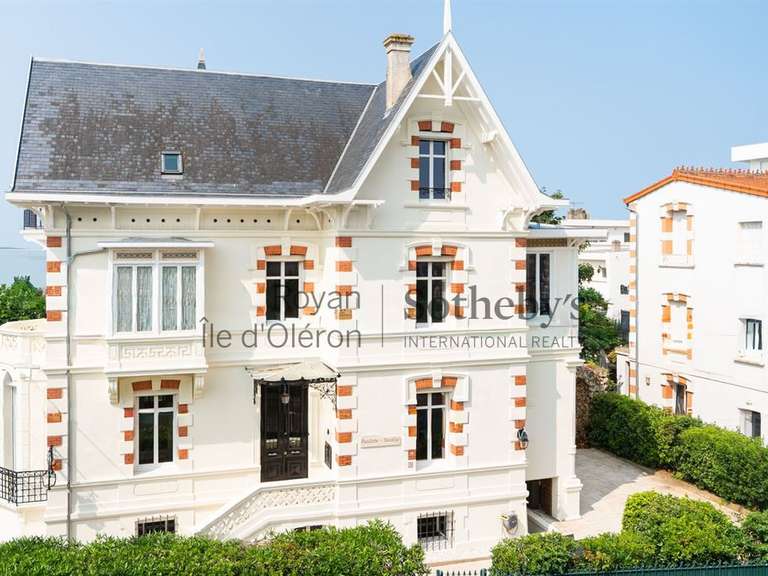 House with Sea view Royan - 6 bedrooms - 223m²