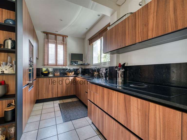 House Royan - 6 bedrooms - 240m²
