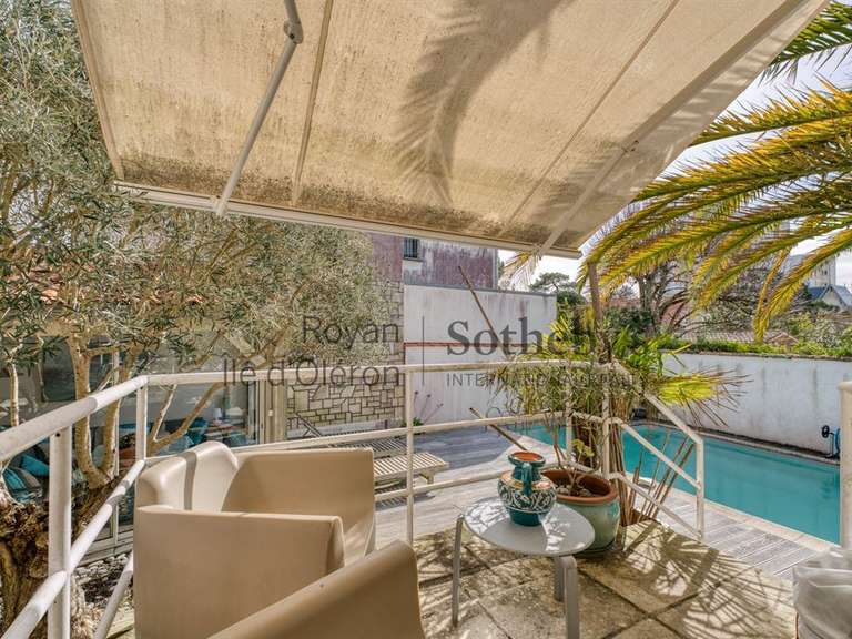 House Royan - 6 bedrooms - 240m²