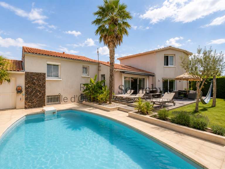 House Royan - 4 bedrooms - 240m²