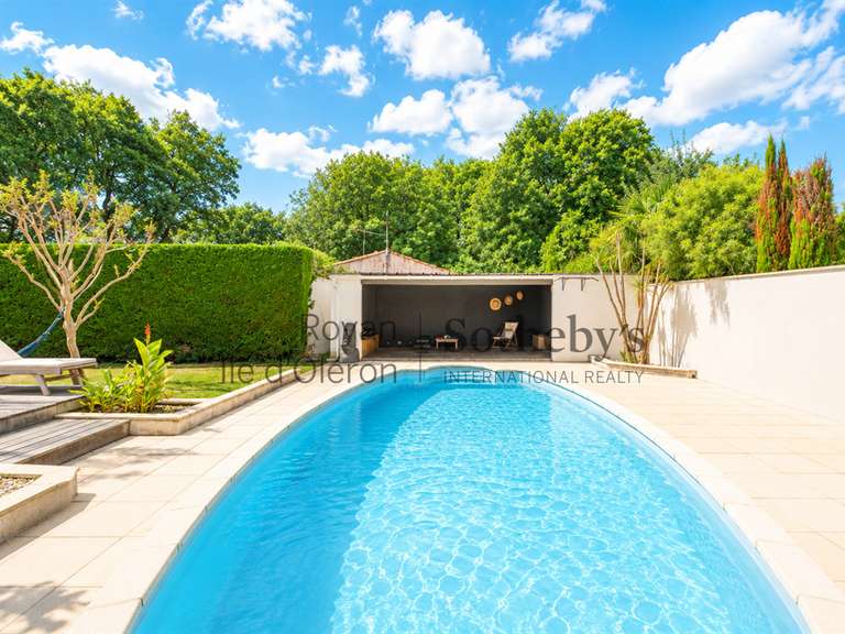 House Royan - 4 bedrooms - 240m²
