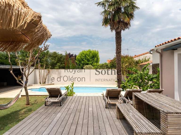House Royan - 4 bedrooms - 240m²