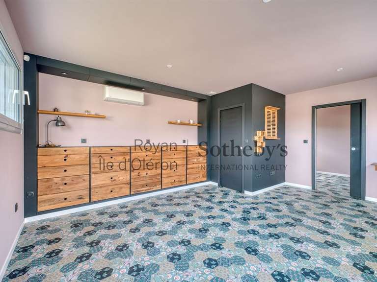 House Royan - 4 bedrooms - 240m²