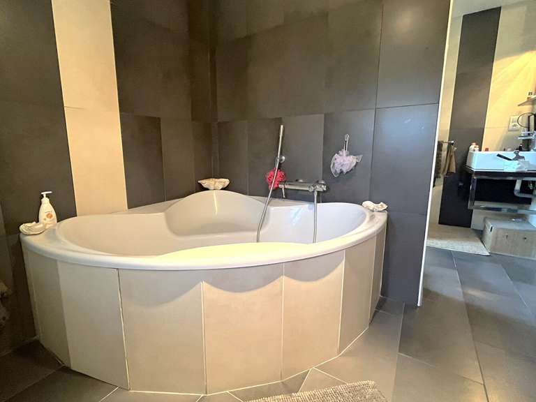 House Royan - 4 bedrooms - 250m²