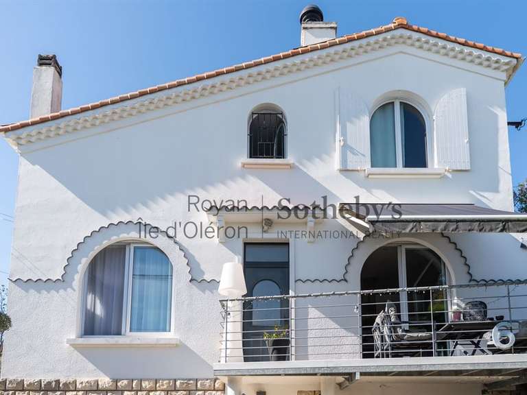 Maison Royan - 5 chambres - 218m²