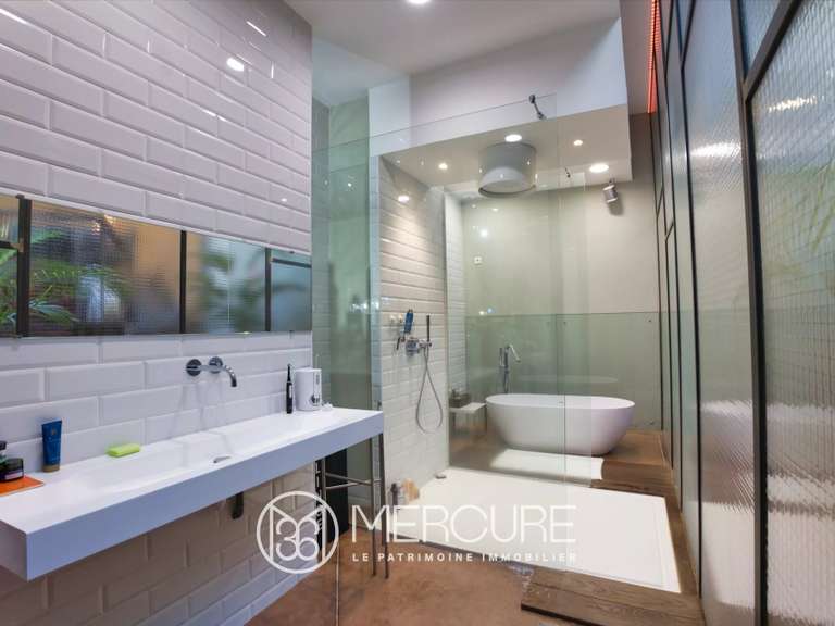 Appartement Royat - 5 chambres - 428m²