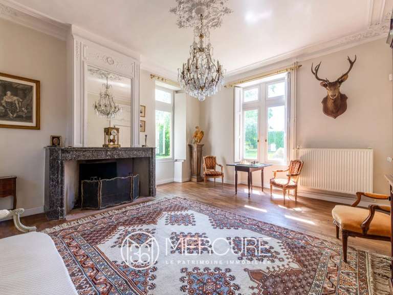 Château Rozoy-sur-Serre - 7 chambres - 680m²