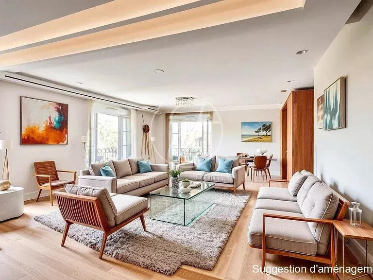 Apartment Rueil-Malmaison - 3 bedrooms - 119m²