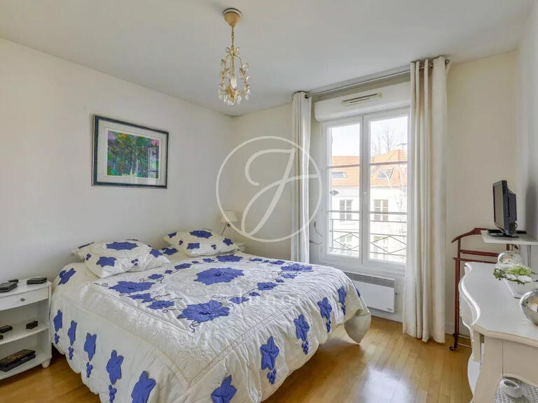 Appartement Rueil-Malmaison - 3 chambres - 119m²
